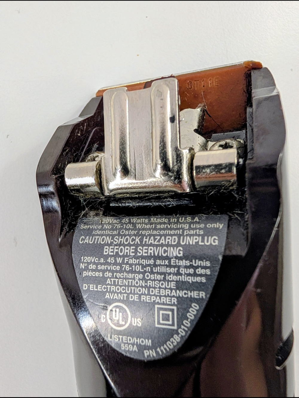 Oster Classic 76 Professional Hair Clippers, No Blade - Picture 3 of 5